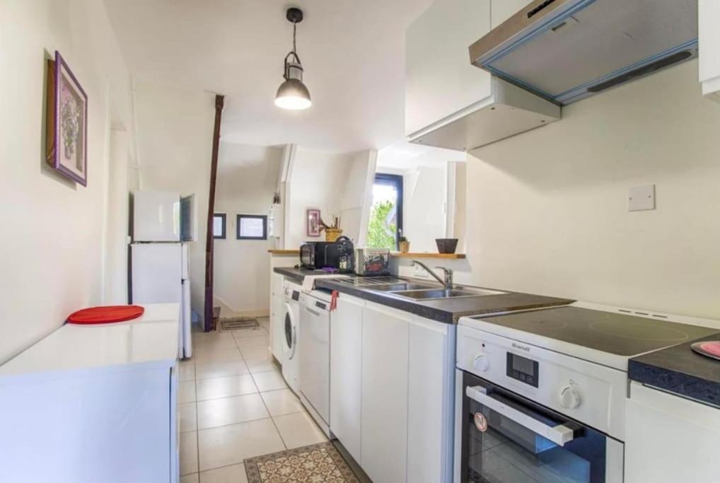 Le Manoir Du Val Villa Douvres-la-Délivrande Kültér fotó