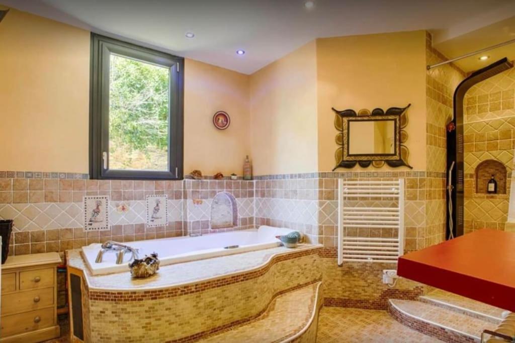 Le Manoir Du Val Villa Douvres-la-Délivrande Kültér fotó